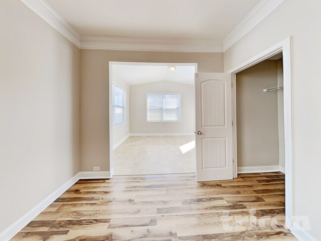 Photo - 447 Knothole Ln