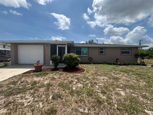 Photo - 3251 Pinetree St Casa