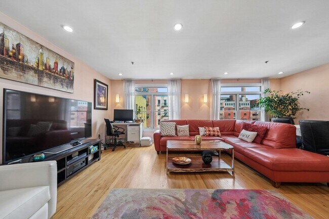 Photo - 331 Jefferson St Unit 2