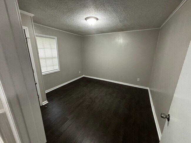 Photo - 279 W Norwood Ave