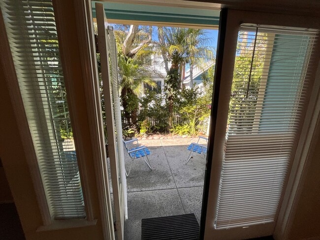 Photo - Mission Beach, 2 bedroom, 2 bathroom, with...