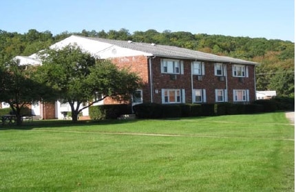 Jefferson Gardens - Jefferson Gardens Apartments