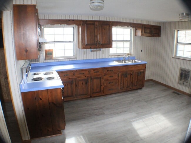 Photo - 2 Bedroom 1 Bath home in a Quiet Neighborhood