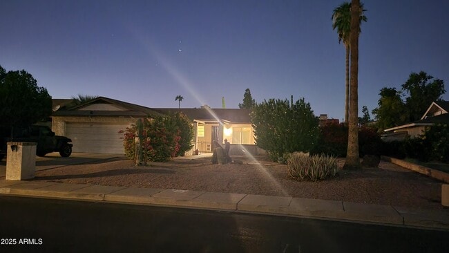 Photo - 3158 W Marconi Ave
