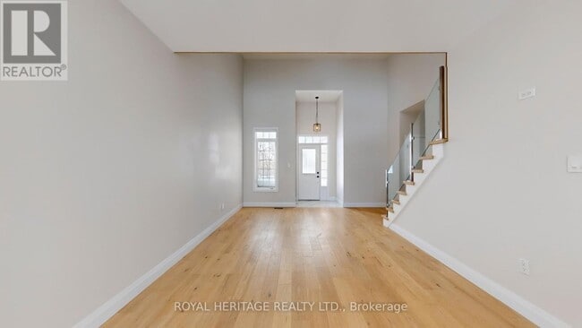 Photo - 53 Meadows End Cres