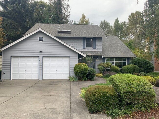 Building Photo - $3900.00 3 Bedroom 2.5 Bath Modern Style Home in Kirkland