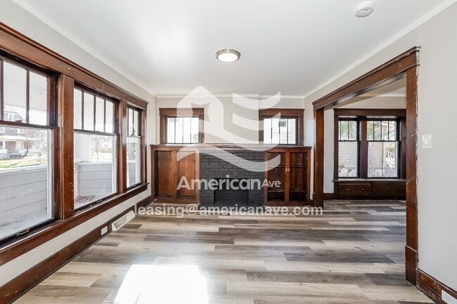 Photo - 724 Carlysle St