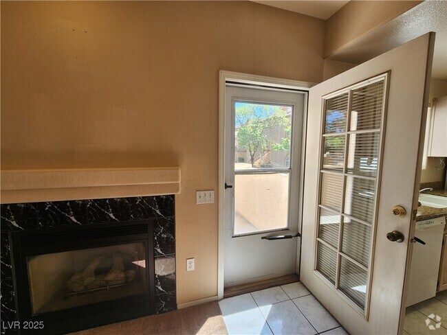 Building Photo - 2925 Wigwam Pkwy Unit 1612 Rental