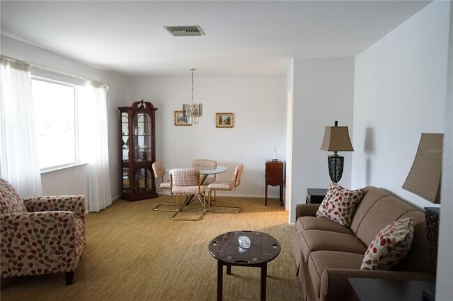 Photo - 1719 Council Dr