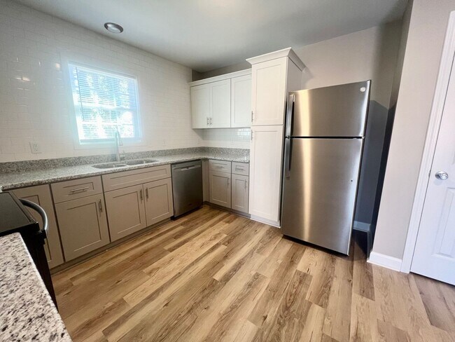 317 E Gilbreath St Unidad 319
