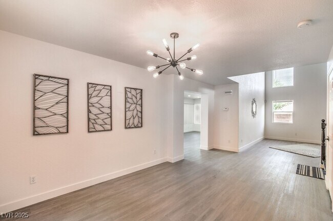 Photo - 1312 Mt Hamilton