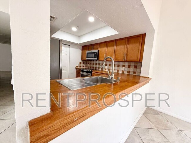 Photo - 4559 Lakeway Dr Unit 3806