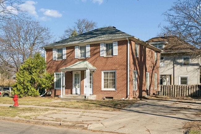 Photo - 2100 Sumner St Unit 2100