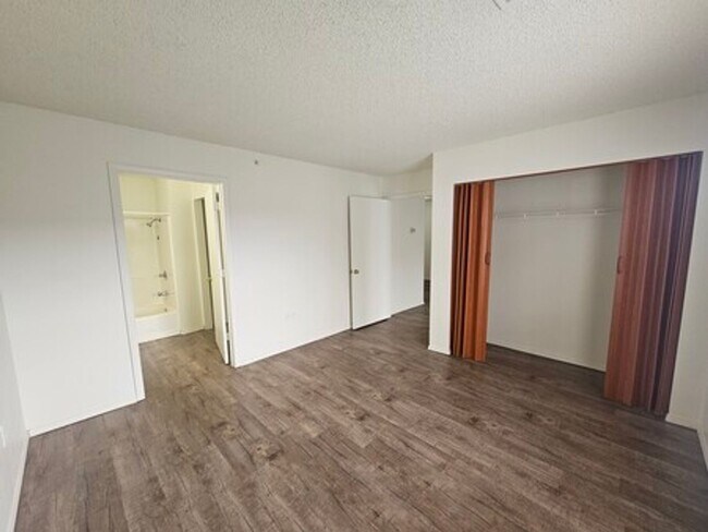 Photo - 1 Bedroom at Willow Trace Unit Univ.