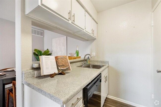 Building Photo - 8701 Town Park Dr Unit 5-1118 Rental