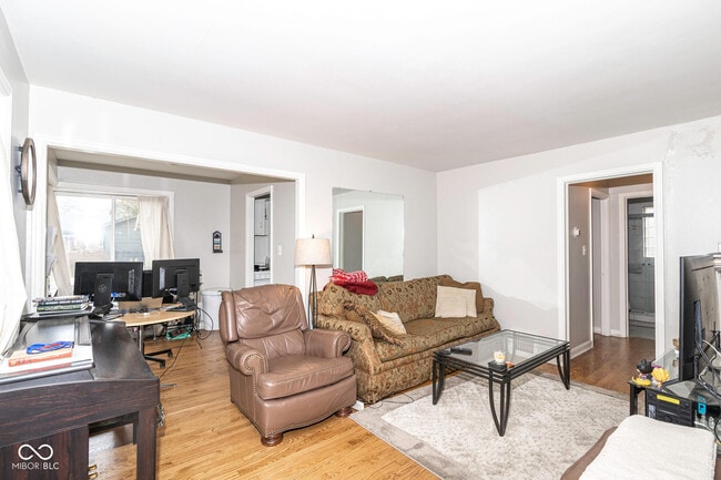 Photo - 5303 N College Ave