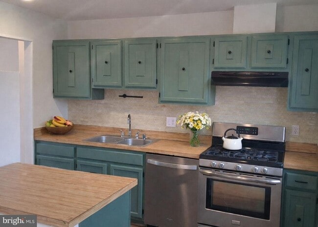 Photo - 14362 Southgate Ct