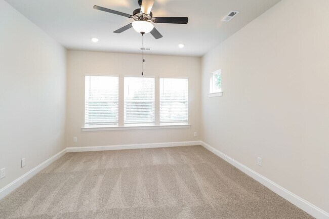 Photo - Beautiful 3BR 2.5BA Townhome w/ Full Appliance Kitchen • Garage Parking in Westerly Hills