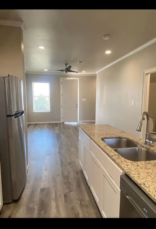 Photo - 305 W Second St Unidad 306