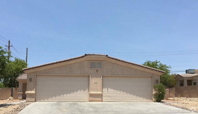 Building Photo - 2701 McCulloch Blvd N Unit 4b4e41c6-de8f-11ef-9c97-0a9c9d4e8b0c Rental