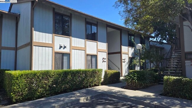 Building Photo - 6318 Joaquin Murieta Ave Unit 410C