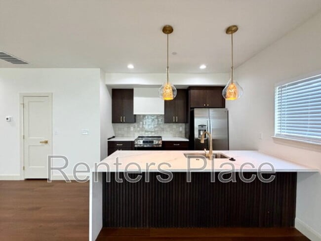 Photo - 1140 S Quincy Ave