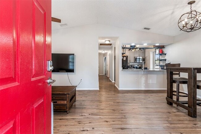 Photo - 2101 W Cherry St