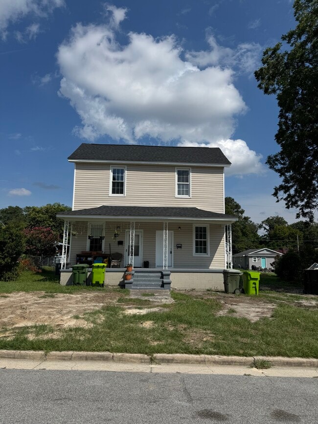 Building Photo - 712 Maryland St Rental