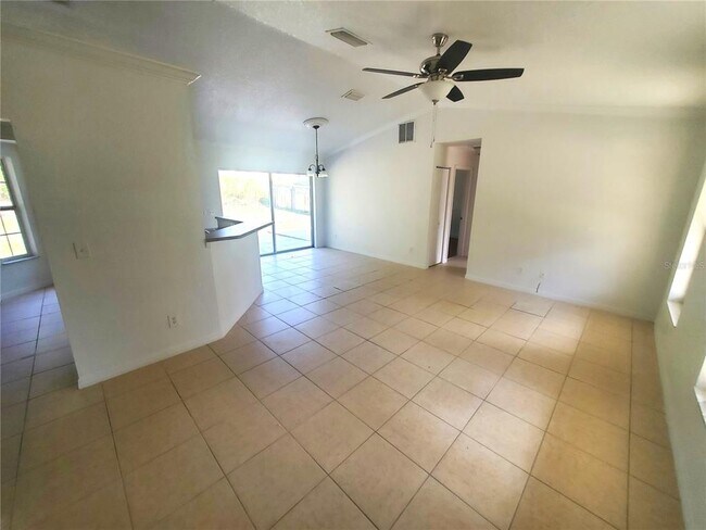 Photo - 2825 SW 140th Ct