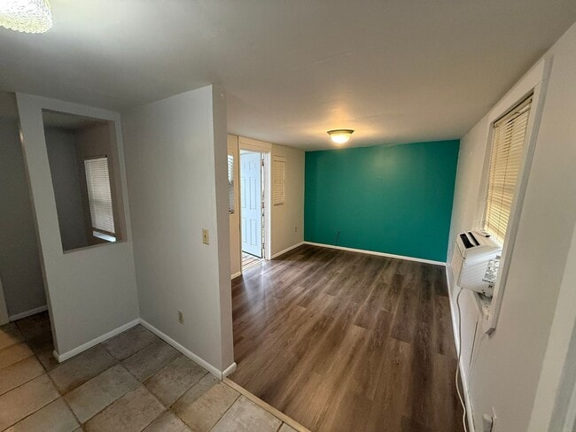 Photo - 1233 Virginia Dr