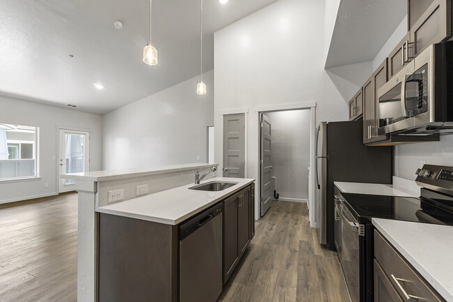 Building Photo - Heritage Villas Rental