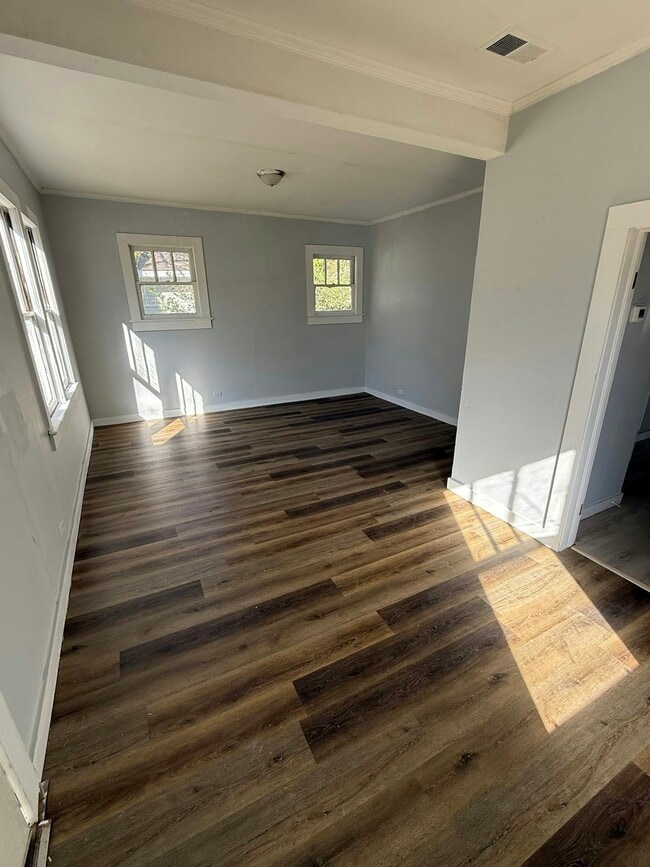 Photo - 1070 Arlington St