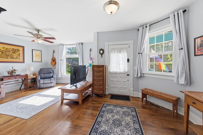 Photo - 1008 Stainback Ave