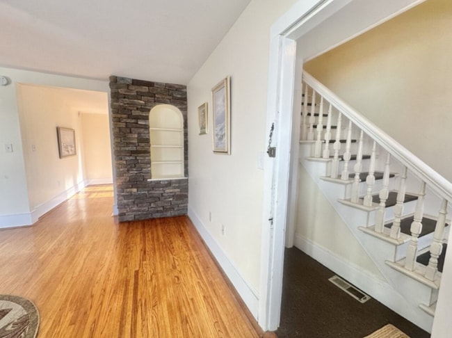 Photo - 986 Ash St Unit 101