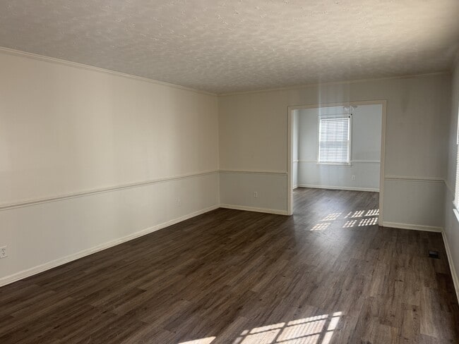 Photo - 317 Forest Grove Ave