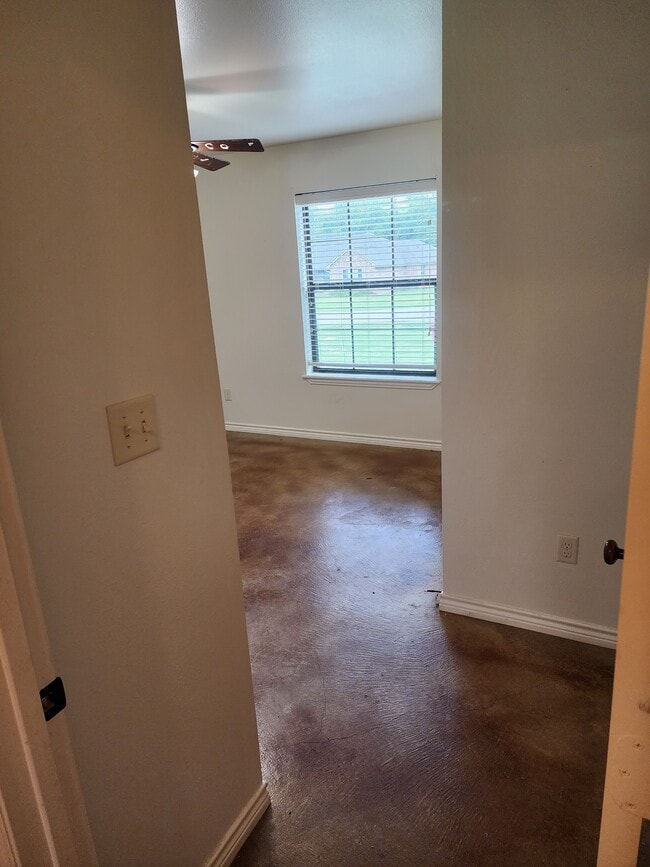 Photo - 13370 Country Meadow Ln