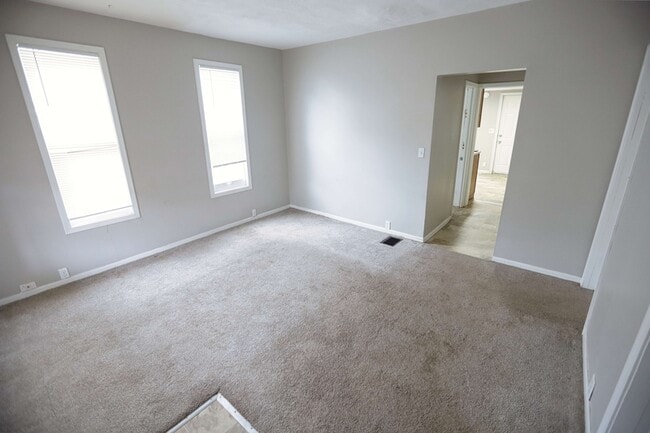 Photo - 854 Crosby St NW Unit #1