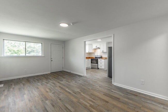 Photo - 2171 Dugan St