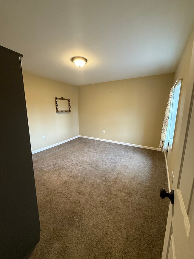 Photo - 357 Walnut St