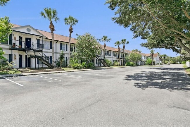 Photo - Spacious and Affordable 2/2 Condo In Lancelot at Winter Park Unit B202