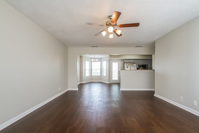Photo - 2636 Apostle Ln