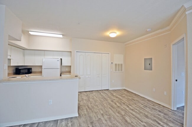 Photo - 1 Bedroom 1 Bathroom condo in luxury gated community