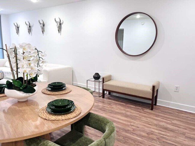 Photo - 401 69th St Unit 405