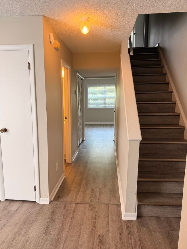 Photo - FOR RENT