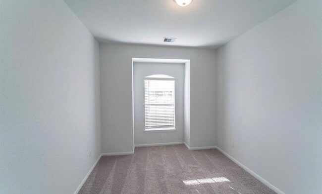 Photo - 14397 High Hl Dr