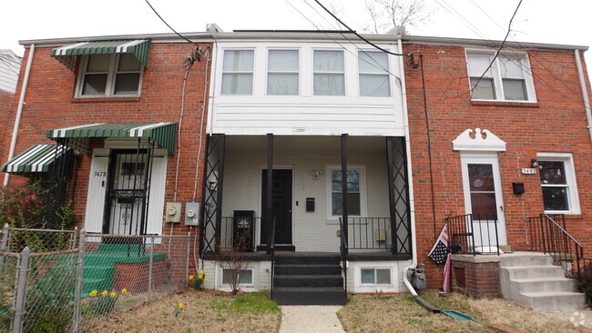 Building Photo - 3480 23rd St SE Rental