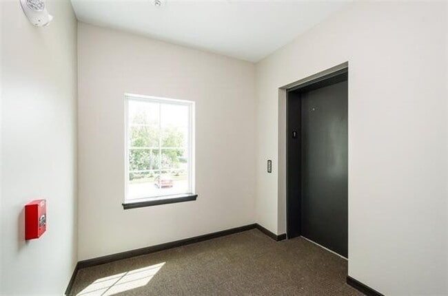 Photo - 2863 Spring Rose Circle Unit #204