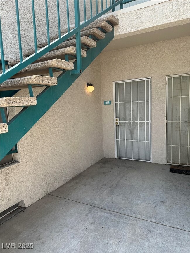 Photo - 5151 S Lindell Rd Unidad 103