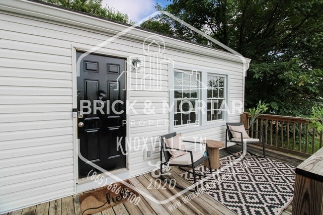Photo - 2417 Fillmore Ave