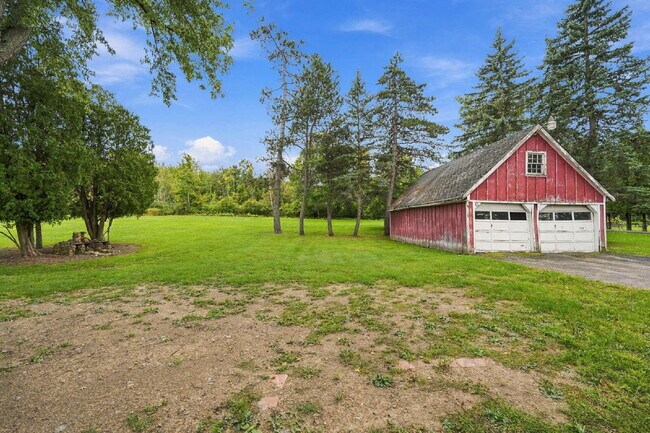 Photo - Furnished 3-Bedroom Single-Family Home in West Falls